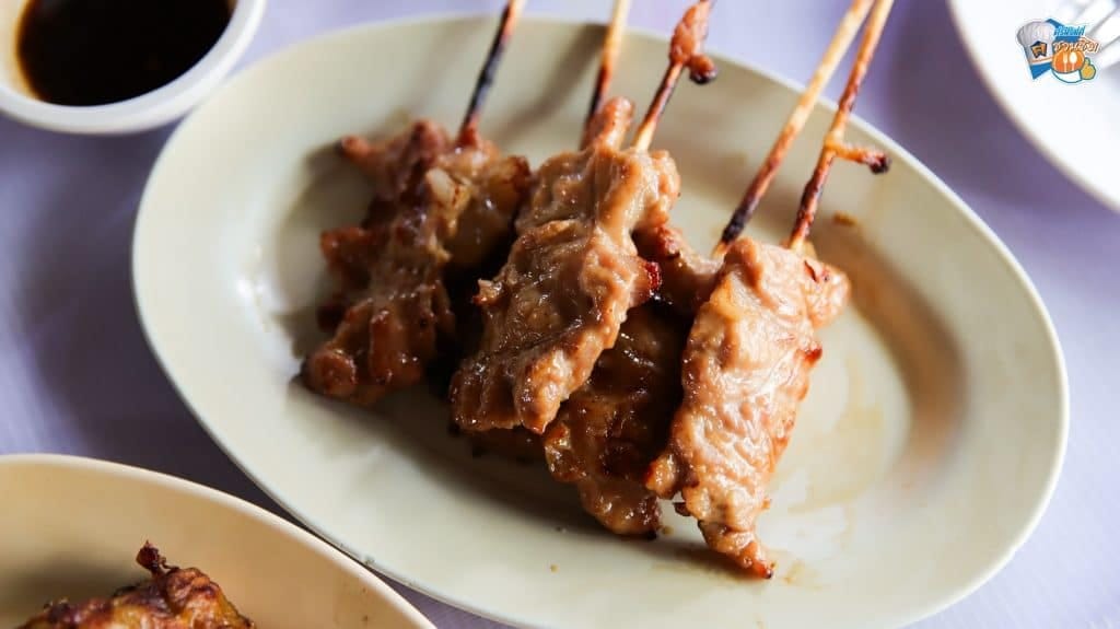 ศรีสวัสดิ์ชวนชิม ร้านสมาน ชินเขต หมูปิ้งติดมันฉ่ำๆ 