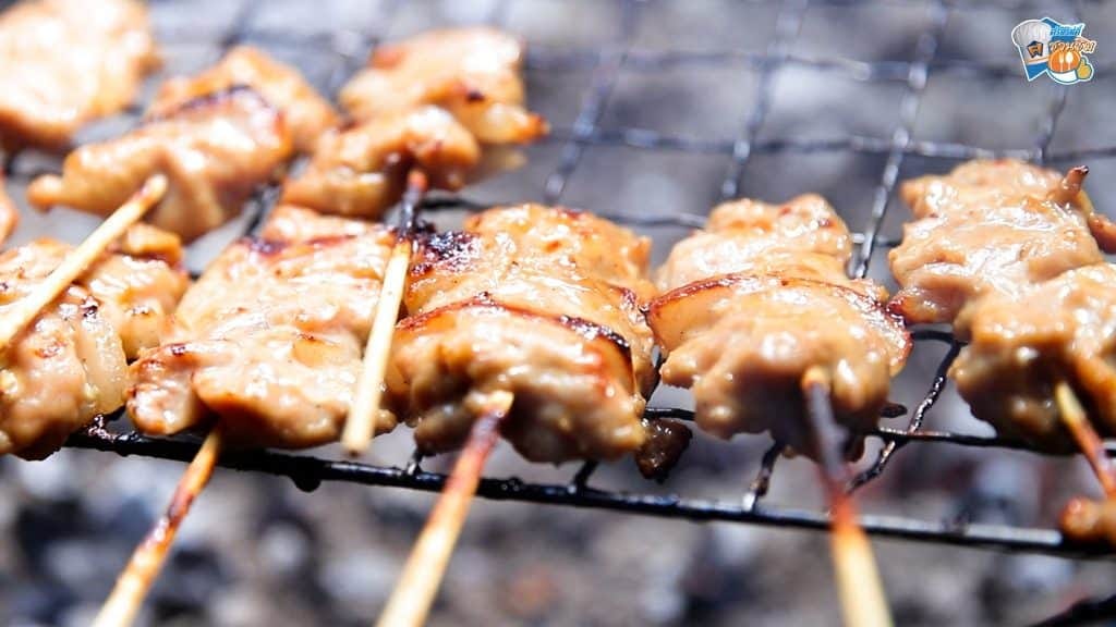ศรีสวัสดิ์ชวนชิม ร้านสมาน ชินเขต หมูปิ้ง วันละ 300 ไม้