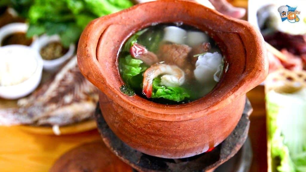 ศรีสวัสดิ์ชวนชิม นานาจุ่มแซ่บ จิ้มจุ่มรวมมิตร