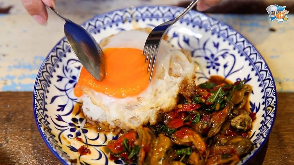 ศรีสวัสดิ์ชวนชิม รีวิวร้านอาหาร ข้าวกะเพราหอยแมลงภู่ ร้านไก่นรก